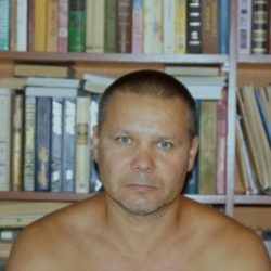 Восточный парень ищет  девушку в Москве для секс встреч