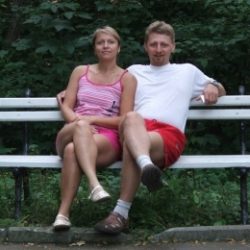 Пара хочет найти девушку в Москве для секса